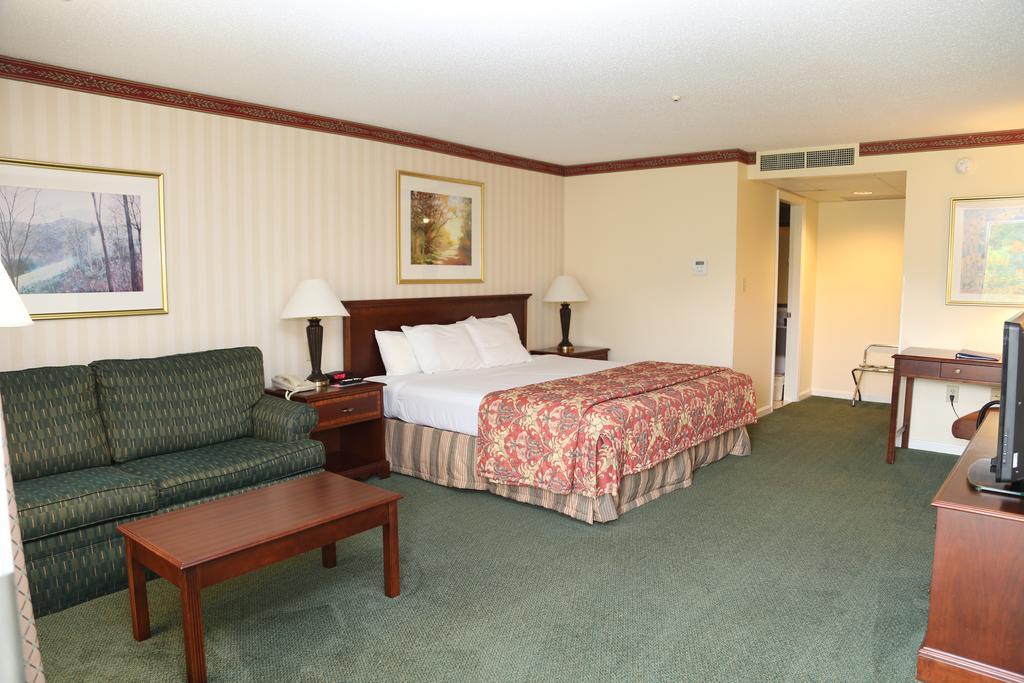 Fairbanks Inn Сент-Джонсбери Экстерьер фото